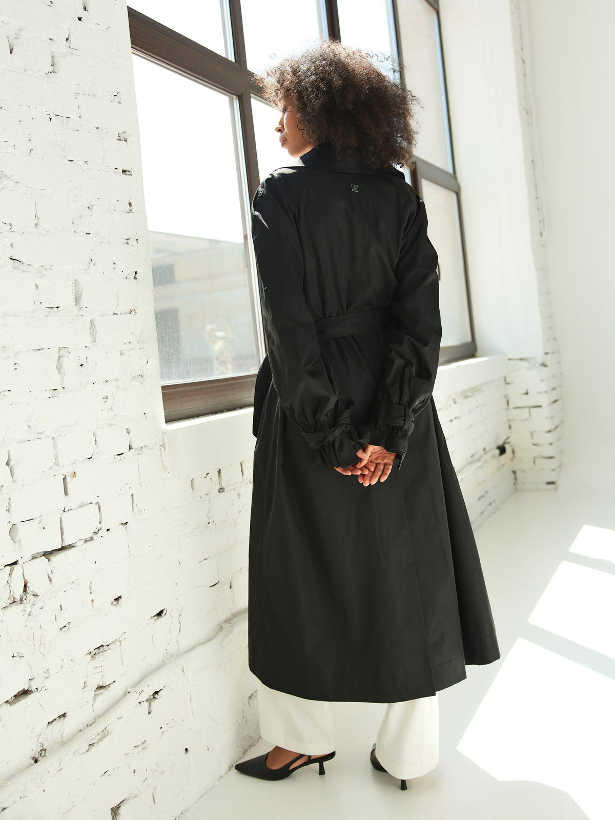 CHÉLIE long black oversized trench coat